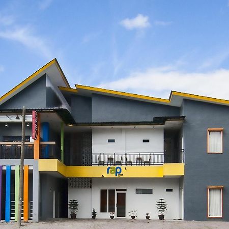 Rap Hotel Балиге Екстериор снимка